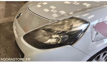 Хэтчбек Renault CLIO: фото 3 Хэтчбек Renault CLIO: фото 3