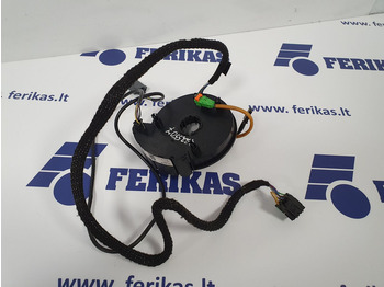 : фото в шапке страницы