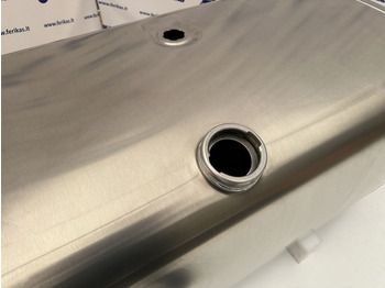 Новый Топливный бак для Грузовиков Mercedes-Benz New aluminum fuel tank 650L: фото 4 Новый Топливный бак для Грузовиков Mercedes-Benz New aluminum fuel tank 650L: фото 4