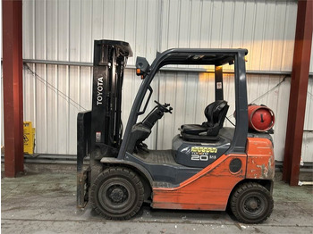 Газовый погрузчик TOYOTA FGF 20