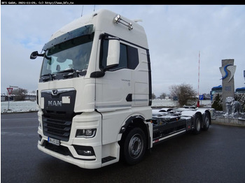 Грузовик-контейнеровоз/ Сменный кузов MAN TGX 26.510
