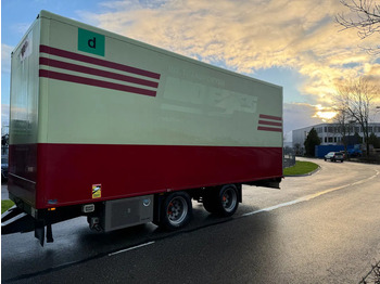 : фото в шапке страницы