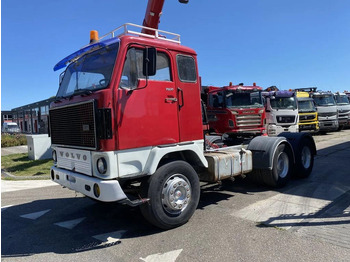 Тягач VOLVO