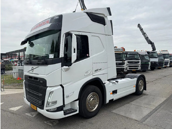 Тягач VOLVO FM 380