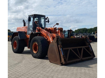Колёсный погрузчик HITACHI