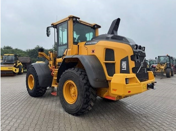 Колёсный погрузчик VOLVO L60H