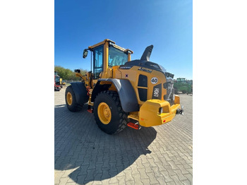 Колёсный погрузчик VOLVO L90H