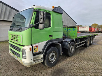 Грузовик бортовой/ Платформа VOLVO FM12