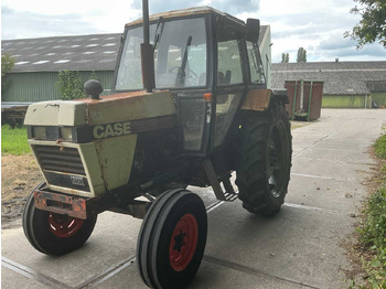 Трактор CASE IH