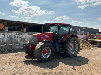 Трактор McCORMICK