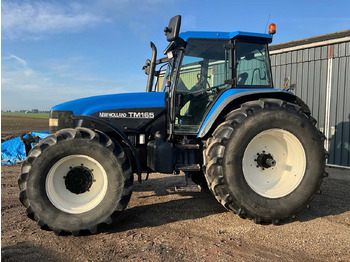 Трактор New Holland TM165: фото 5
