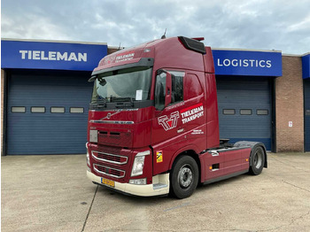 Грузовик VOLVO FH