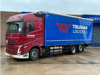 Грузовик VOLVO FH