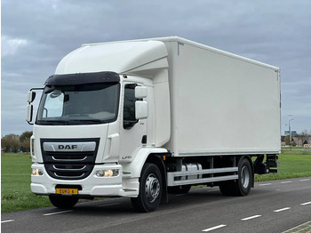 Грузовик с закрытым кузовом DAF LF 230