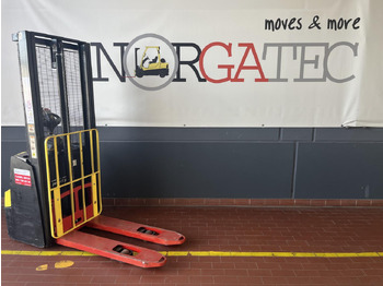 Штабелер HYSTER