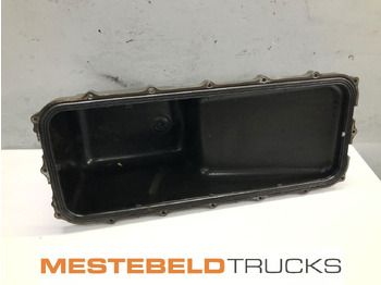 : фото в шапке страницы