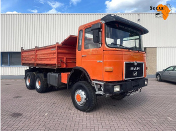 Самосвал MAN 26.293