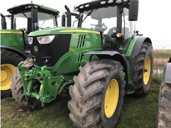 Трактор JOHN DEERE 6215R