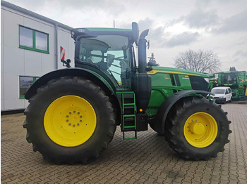 Трактор John Deere 6R 250: фото 3