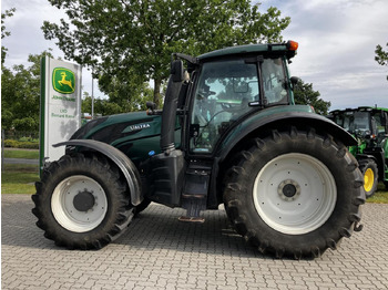 Трактор VALTRA T174