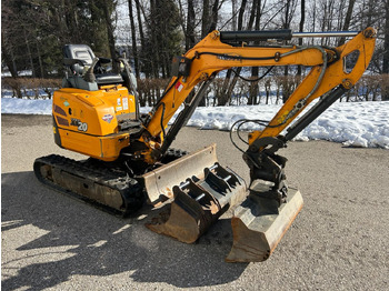 Мини-экскаватор