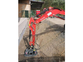 CM Crusher PV 20.40 Vibrating Plate в лизинг CM Crusher PV 20.40 Vibrating Plate: фото 3