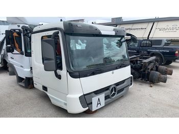Кабина и интерьер для Грузовиков MEDIUM CAB ACTROS MP3 RHD: фото 3 Кабина и интерьер для Грузовиков MEDIUM CAB ACTROS MP3 RHD: фото 3