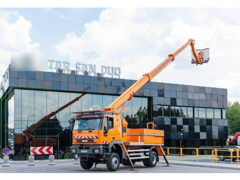 Грузовик с подъемником RUTHMANN