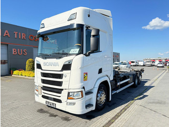 Грузовик-контейнеровоз/ Сменный кузов SCANIA R 450