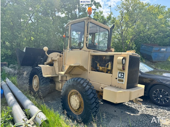 Колёсный погрузчик CATERPILLAR 920