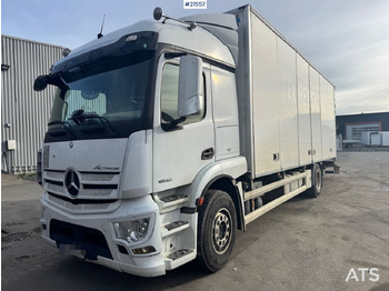 Грузовик с закрытым кузовом MERCEDES-BENZ Actros 1832