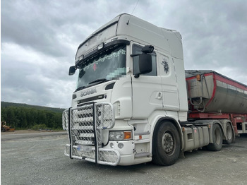 Тягач SCANIA