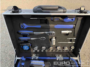 Оборудование для гаражей/ Мастерских Unused Günter Wagen 110 Pcs Tool Case: фото 5