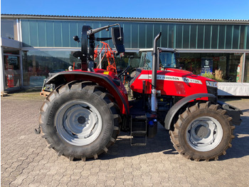 Трактор MASSEY FERGUSON 4708