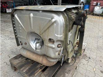 : фото в шапке страницы