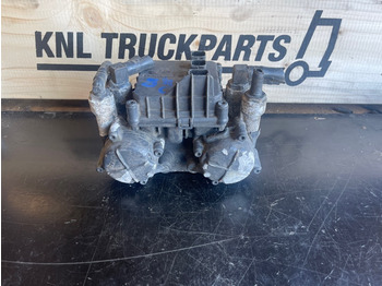 : фото в шапке страницы