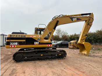 Гусеничный экскаватор CATERPILLAR 320BL