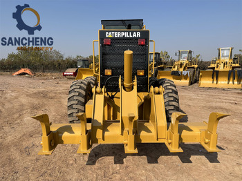 Грейдер CATERPILLAR 140H: фото 4