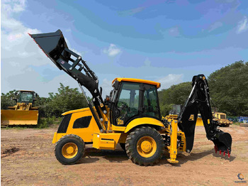 Экскаватор-погрузчик JCB 3CX