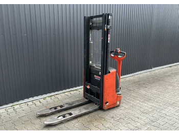 Штабелер LINDE L12