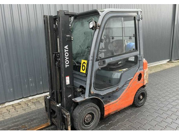 Газовый погрузчик TOYOTA FGF 15