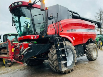 Зерноуборочный комбайн CASE IH