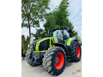 Трактор CLAAS Axion 930