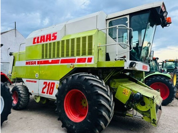 Зерноуборочный комбайн CLAAS Mega