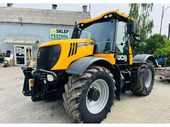Трактор JCB