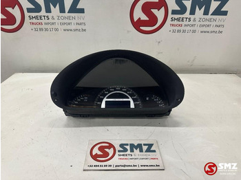 Приборная панель MERCEDES-BENZ