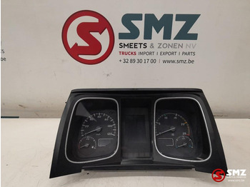 Приборная панель MERCEDES-BENZ