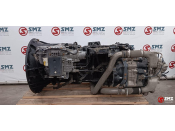 : фото в шапке страницы