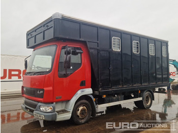 Грузовик для перевозки животных DAF LF 45 130