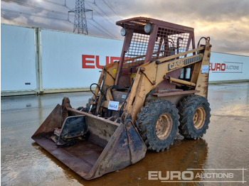 Мини-погрузчик с бортовым поворотом CASE